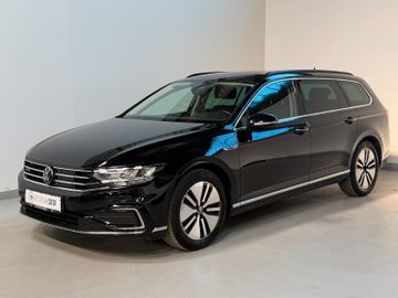 VW Passat Variant