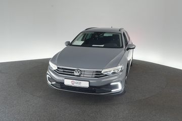VW Passat Variant