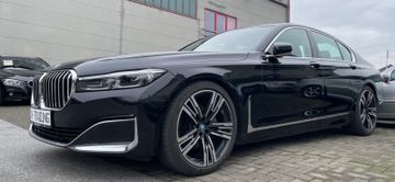 BMW 730