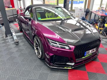AUDI TT RS