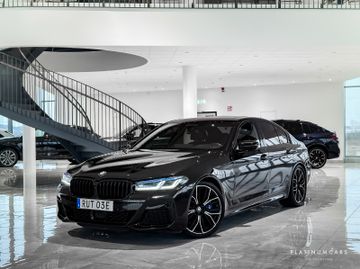 BMW M550