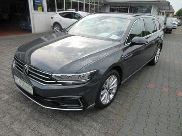 VW Passat Variant