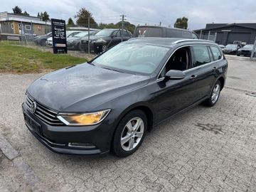 VW Passat Variant