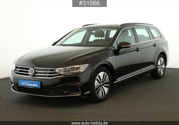 VW Passat Variant