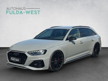 AUDI RS4