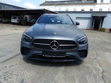 MB E 300