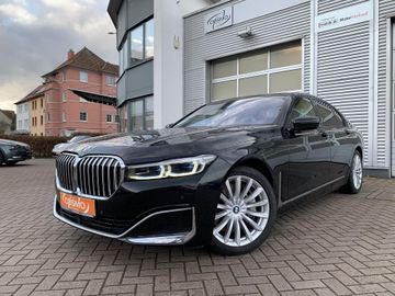 BMW 740