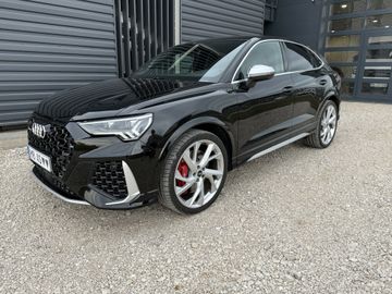 AUDI RSQ3