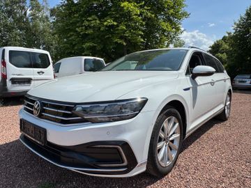 VW Passat Variant