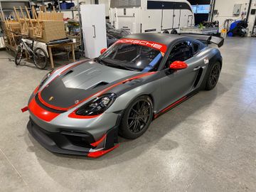 PORSCHE Cayman
