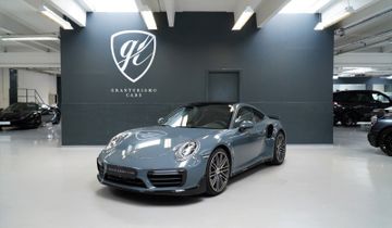 PORSCHE 991