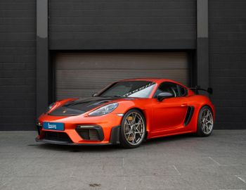 PORSCHE Cayman