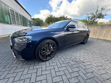 MB E 300