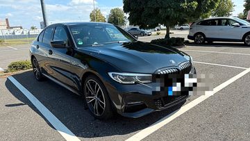 BMW 330