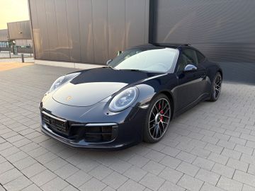 PORSCHE 991