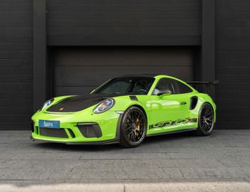 PORSCHE 991