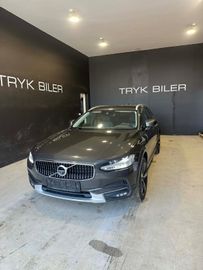 VOLVO V90 Cross Country