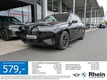 BMW iX