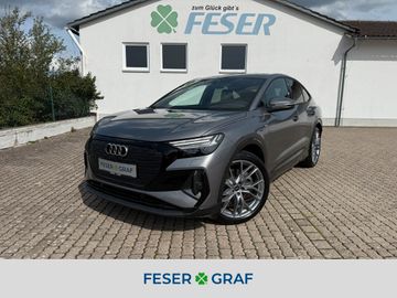 AUDI Q4