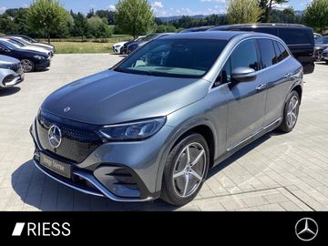 MB EQE SUV