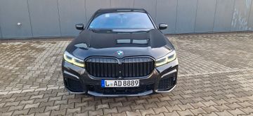 BMW 740