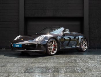 PORSCHE 991