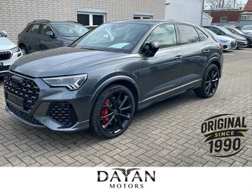 AUDI RSQ3