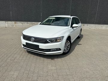 VW Passat Variant