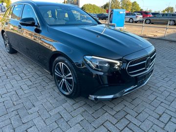 MB E 220