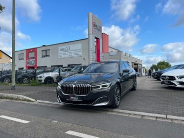 BMW 750