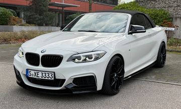 BMW M240i