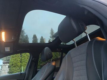 MB E 300