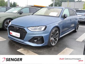 AUDI RS4
