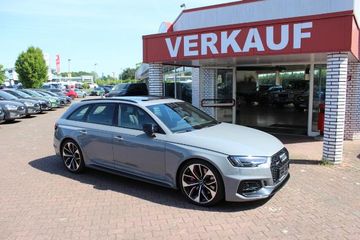 AUDI RS4