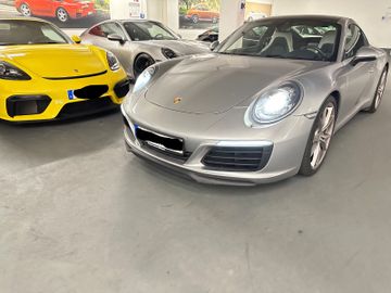 PORSCHE 991