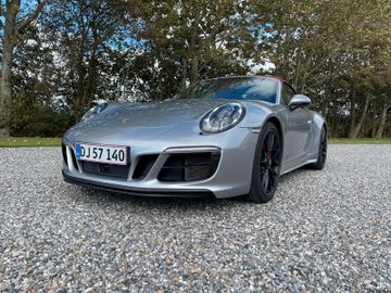 PORSCHE 991