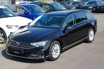 VW Passat Variant