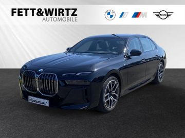 BMW i7