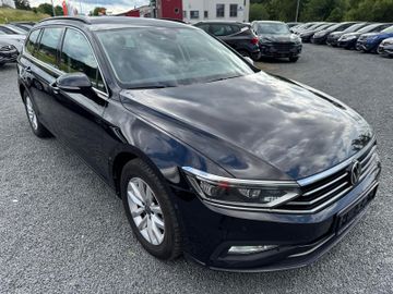 VW Passat Variant
