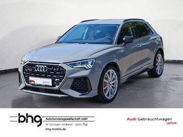 AUDI RSQ3