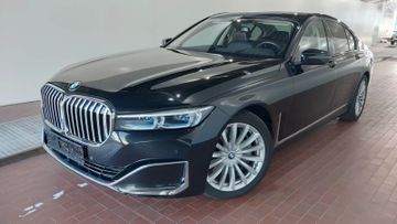 BMW 740