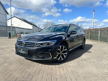 VW Passat Variant