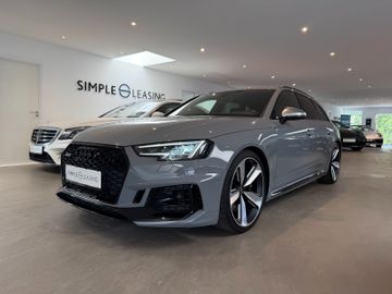 AUDI RS4
