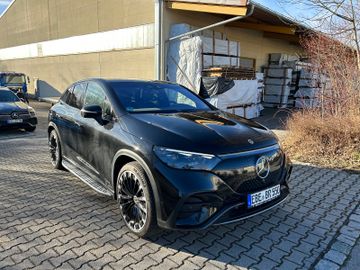 MB EQE SUV