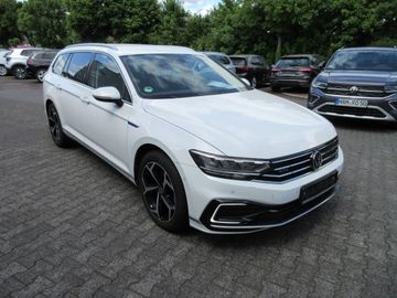 VW Passat Variant
