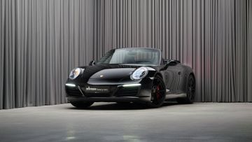PORSCHE 991