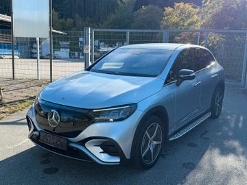 MB EQE SUV