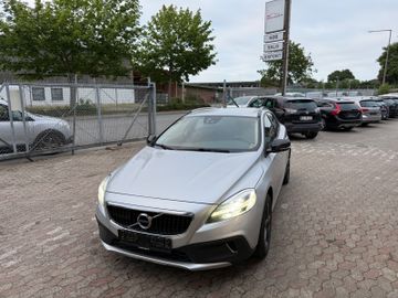 VOLVO V40 CC