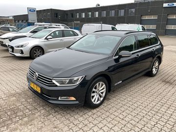 VW Passat Variant