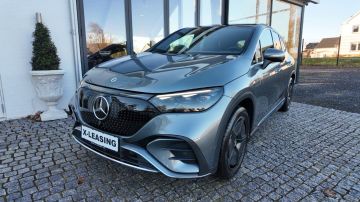 MB EQE SUV